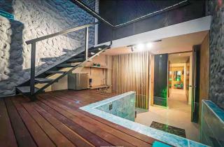 Private Jacuzzi & Party Vibes 3BR Apartment - Medellín - 9