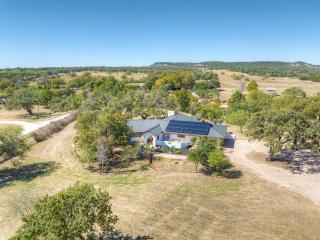 Casa Bonita: Scenic Hill Country Views! - Fredericksburg - 8