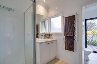 Sorrento Darling by Ready Set Stay - Sorrento - 1