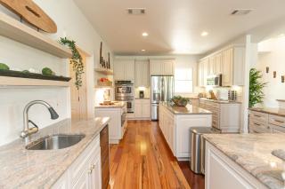 Spicewood Lodge w/Pool, HotTub - Spicewood - 8