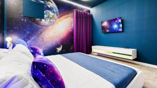 Luxury Home: Pool, Theater, Near Disney - 1