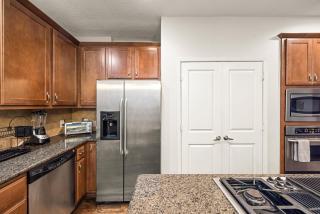 Near Downtown Midtown Pets Wifi Tvs Games - Houston - 1