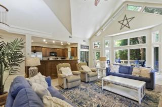 57 Lawton Rd, Sea Pines Pet Friendly home - 9