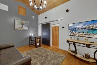 Arbor Inn-2 Blocks to Main Street! - Fredericksburg - 6