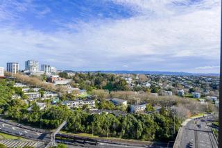 Cosy 2 Bedroom Apartment with City Conveniences - Auckland - 6
