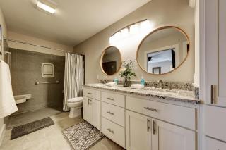 Waterfront Lake House with Hot Tub & Firepit - Canyon Lake - 4