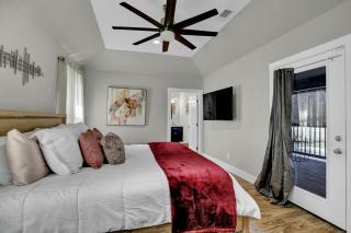 Chateaux De Callis-Walk to Main Street! - Fredericksburg - 7