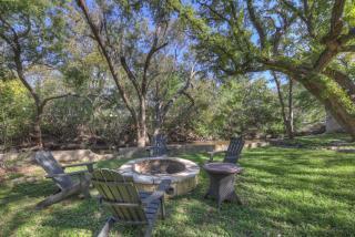 Arbor Inn-2 Blocks to Main Street! - Fredericksburg - 4