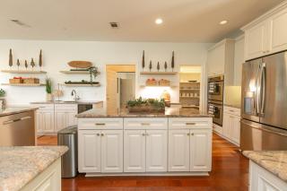 Spicewood Lodge w/Pool, HotTub - Spicewood - 5