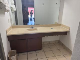 spanish trails inn - Lancaster - 2