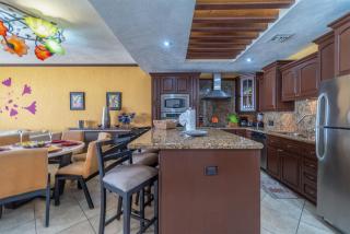 Viva Beach Life Comfortable Oceanfront - 1