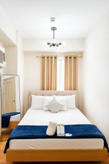 Cozy 2bedroom Corner Unit Camella Northpoint Bajada Near Sm Lanang - Davao City - 0