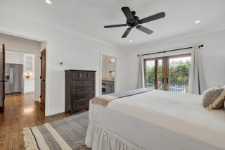 Schubert Inn-Main with Pool and Grill - 2Blks to Main - Fredericksburg - 3