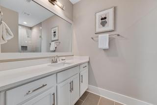 New Listing! Luxury Home, Sleeps 10 w/ Shared Pool - Gulf Shores - 3
