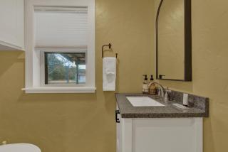 Ohana Ranch Cabin - 12 minutes to Historic Main St - Fredericksburg - 3
