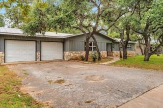 Luxury Home just 5 min from Main St - Fredericksburg - 4