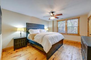 Sapphire Valley Resort Cabin with Fireplaces and Grill - 3
