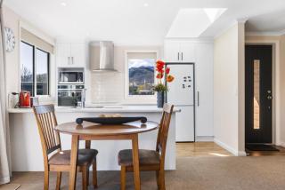 Best for Mates! Double Ensuite! - Cromwell - 8