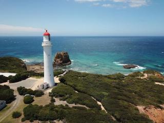 4BR Apollo Bay Beach house - 9