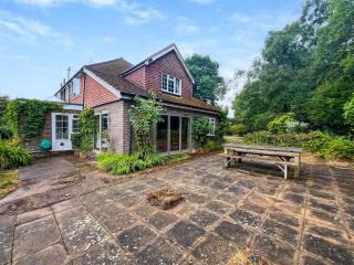 Corner House - Tyes Cross - 5