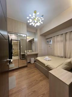 2B Apartment Unit with FREE POOL Access Near Airport - Manila - 1
