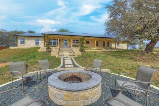 Starlight Meadows 3 mi to Downtown w/hot tub - Fredericksburg - 2