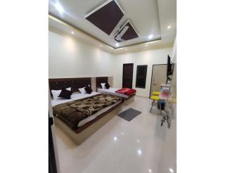 Hotel Chandralok, Chitrakoot - 2