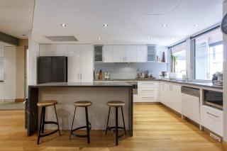 Central Skyline Retreat - Panoramic Views - Fremantle - 4