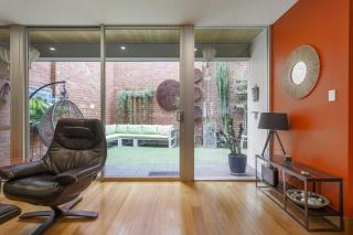 Central Skyline Retreat - Panoramic Views - Fremantle - 1