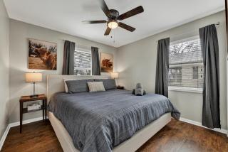 Cora Street Cottage - Fredericksburg - 3