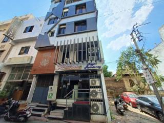 Hotel Krishna Royal Residency - Udaipur - 0