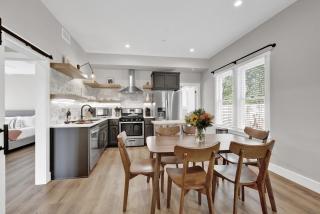 The Grove-A Charming Cottage - 2 blks to Main St - Fredericksburg - 7