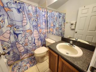 Disney rooms, pool table, private pool, spa, wifi, Universal 24 miles, Disney 10 miles - 0