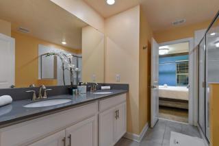 Luxury Stay: Pool, Spa, Near Disney & Outlets - 1