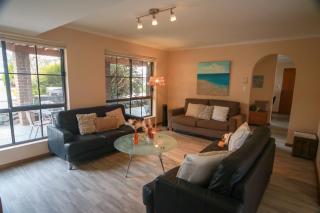 Encounter Bay Family Retreat - Encounter Bay - 3