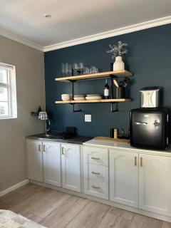 The Blossom Room - 7