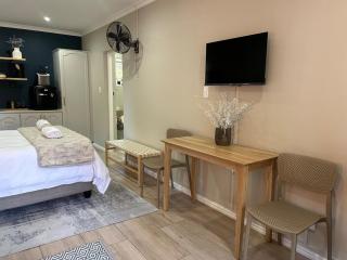 The Blossom Room - 1