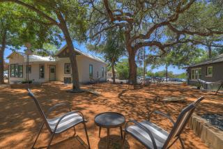 Walk to Schlitterbahn with Firepit - New Braunfels - 1