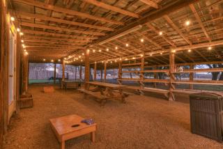 Olive St Ranch with HotTub-Grill and Party Barn - Fredericksburg - 8