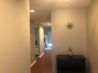 Quiet Home - Fayetteville - 0