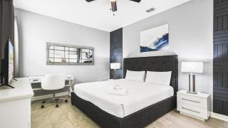 Disney-Themed Oasis with Private Pool & Spa - 1