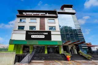 Townhouse Oak ONGC Crossway Formerly Hotel Gold Stone Comfort - Dehradun - 0