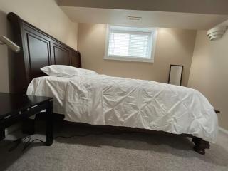 Basement Suite - Calgary - 6