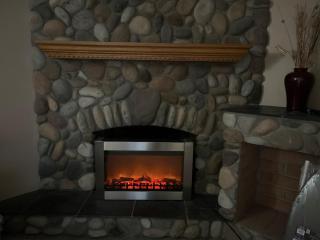 Basement Suite - Calgary - 4