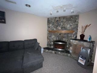 Basement Suite - Calgary - 3
