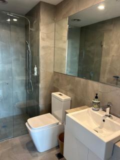 Penthouse with Stunning Melbourne Skyline View - Bulleen - 7