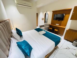 HOTEL SPARSH CITy - Jāmb - 2