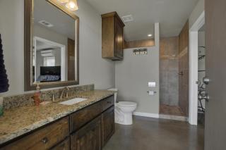 Let's Go Tubing! Awesome House-Next to River! - New Braunfels - 2
