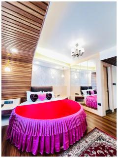 Broadway Boutique Mall Road Darjeeling #Restaurant #Free Wi-fi #Room Service & Prime Location -Best Seller Hotel In Darjeeling - Darjeeling - 2
