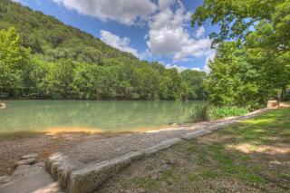 Let's Go Tubing! Awesome House-Next to River! - New Braunfels - 1